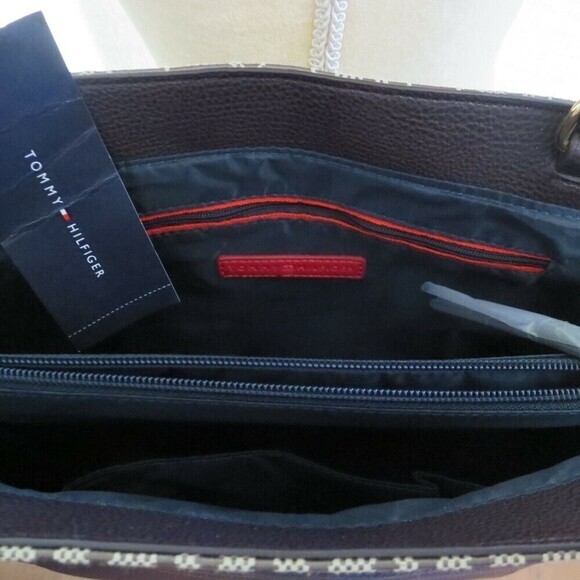 TOMMY HILFIGER. TH Monogram Brown Tote . Authentic !‎ - Picture 10 of 12